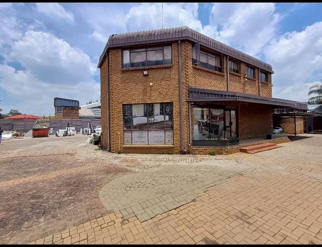 INDUSTRIAL PROPERTY TO RENT IN HENNOPSPARK